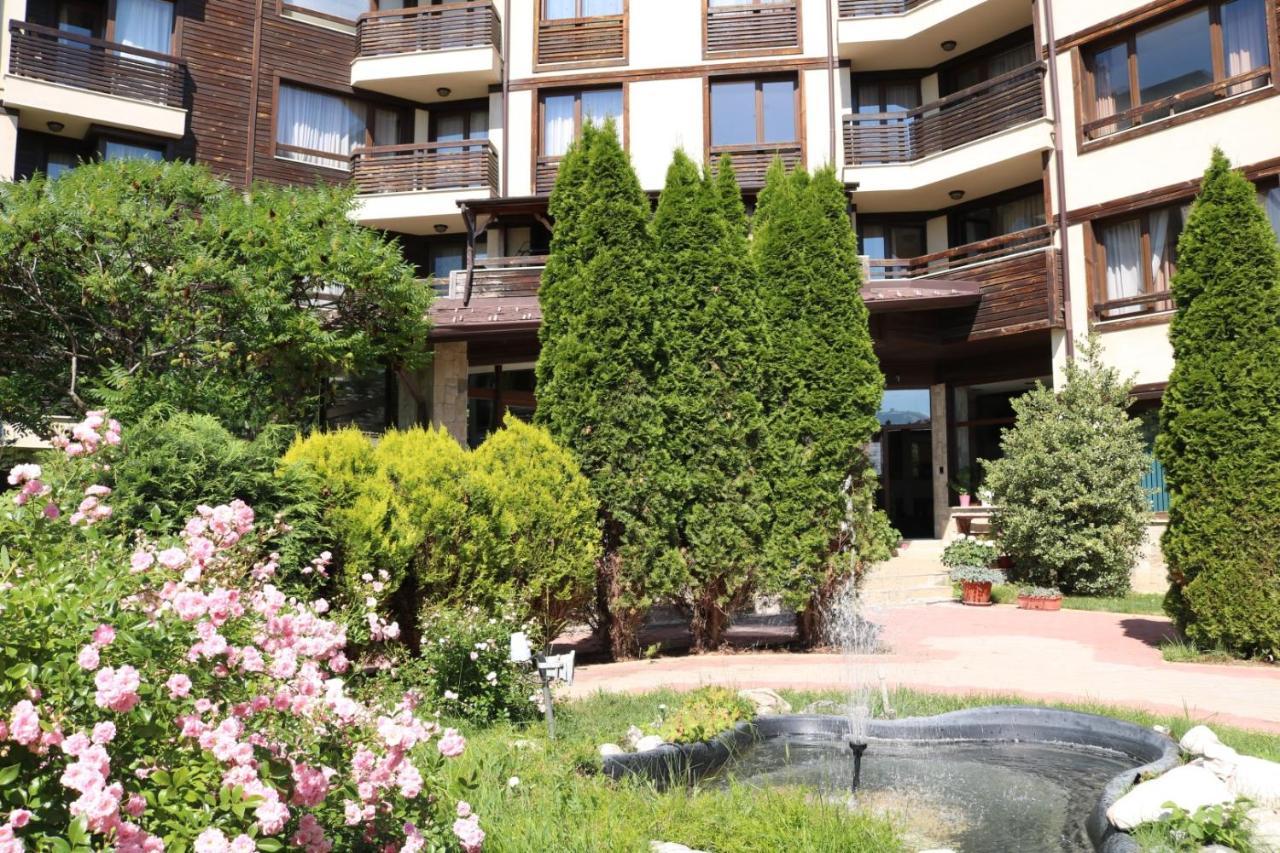 Private Apartments In Alpine Lodge Банско Экстерьер фото