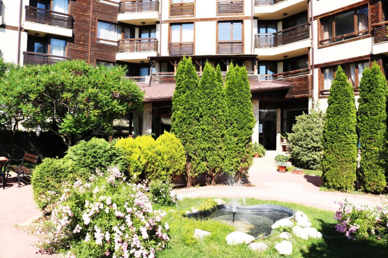Private Apartments In Alpine Lodge Банско Экстерьер фото